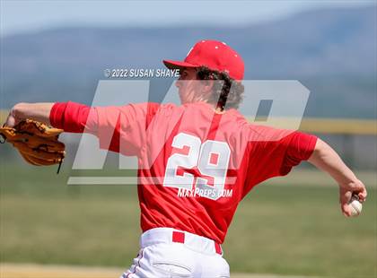 Thumbnail 1 in Catholic Memorial @ Wachusett Regional photogallery.