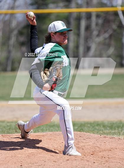 Thumbnail 1 in Catholic Memorial @ Wachusett Regional photogallery.