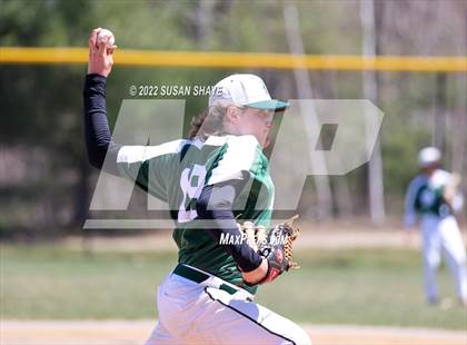 Thumbnail 2 in Catholic Memorial @ Wachusett Regional photogallery.