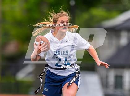 Thumbnail 2 in Division vs Bethpage (Nassau County Class B Final) photogallery.