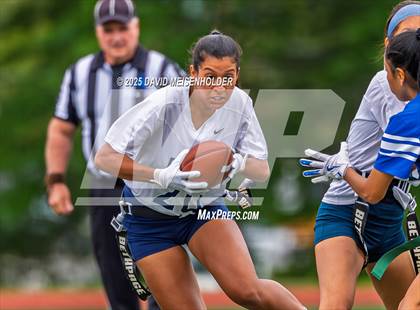 Thumbnail 1 in Division vs Bethpage (Nassau County Class B Final) photogallery.