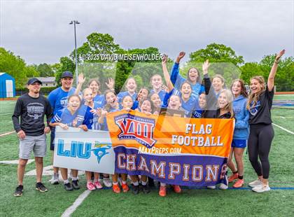 Thumbnail 3 in Division vs Bethpage (Nassau County Class B Final) photogallery.