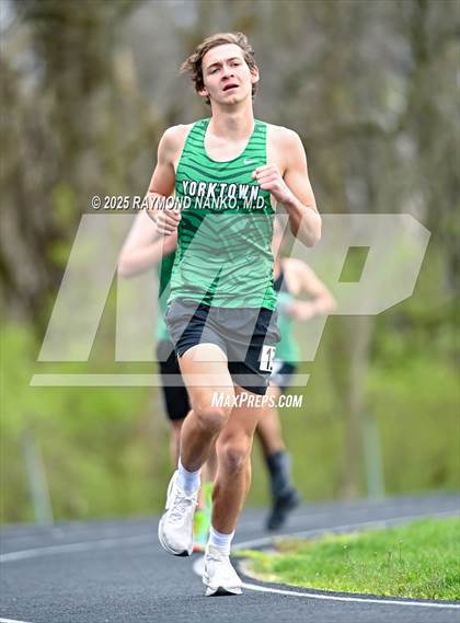 Thumbnail 1 in Yorktown 4 Way (1600 meter)  photogallery.
