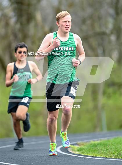 Thumbnail 1 in Yorktown 4 Way (1600 meter)  photogallery.
