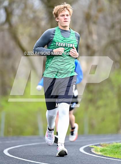 Thumbnail 1 in Yorktown 4 Way (1600 meter)  photogallery.