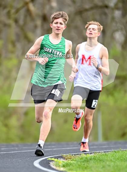 Thumbnail 1 in Yorktown 4 Way (1600 meter)  photogallery.