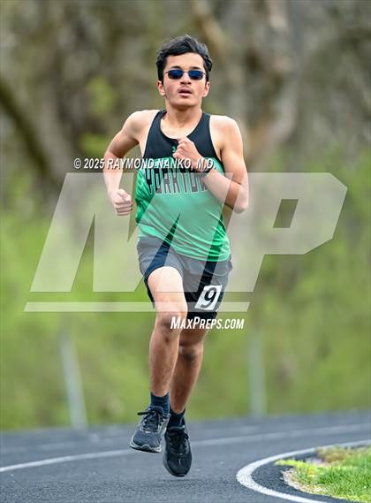 Thumbnail 1 in Yorktown 4 Way (1600 meter)  photogallery.
