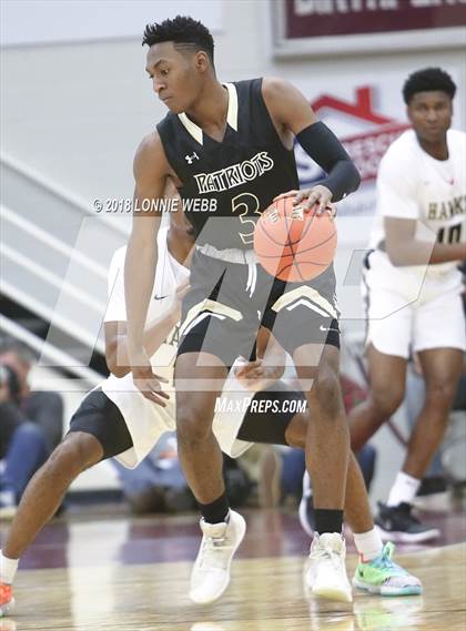 Thumbnail 1 in Hudson Catholic vs. John Carroll (Spalding Hoophall Classic) photogallery.