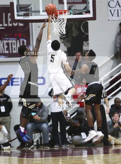 Thumbnail 3 in Hudson Catholic vs. John Carroll (Spalding Hoophall Classic) photogallery.
