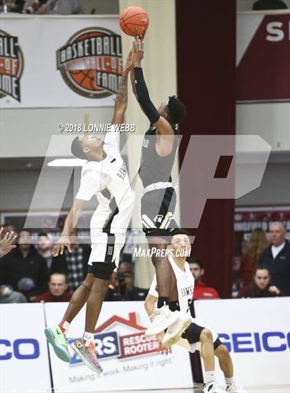 Thumbnail 3 in Hudson Catholic vs. John Carroll (Spalding Hoophall Classic) photogallery.