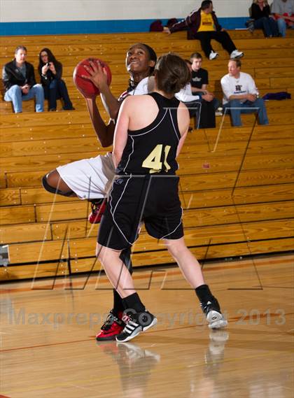 Thumbnail 3 in Jefferson Academy vs. Kent Denver (CHSAA 3A Districts 3rd Place) photogallery.
