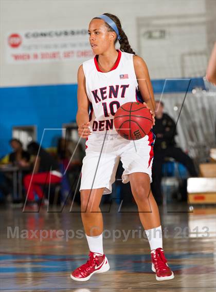 Thumbnail 1 in Jefferson Academy vs. Kent Denver (CHSAA 3A Districts 3rd Place) photogallery.