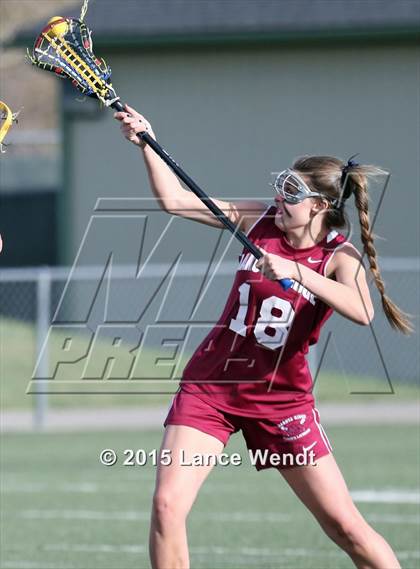 Thumbnail 3 in Columbine vs. Dakota Ridge photogallery.