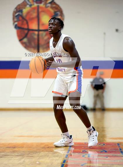 Thumbnail 3 in Montgomery Academy @ Chilton County photogallery.