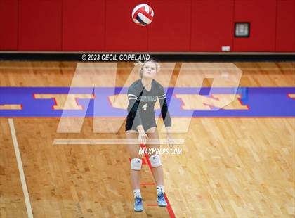 Thumbnail 3 in Cherokee vs. Kennesaw Mountain photogallery.