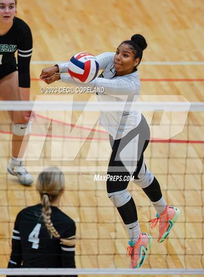 Thumbnail 2 in Cherokee vs. Kennesaw Mountain photogallery.