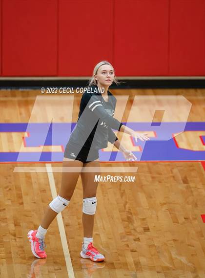 Thumbnail 3 in Cherokee vs. Kennesaw Mountain photogallery.