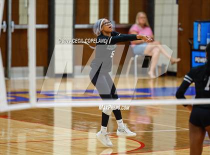 Thumbnail 3 in Cherokee vs. Kennesaw Mountain photogallery.