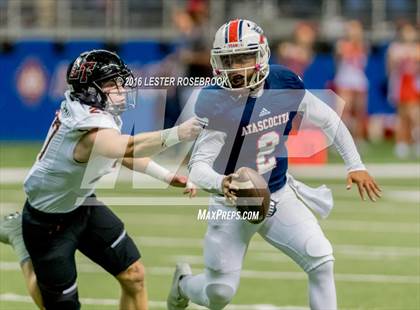Thumbnail 3 in Lake Travis vs. Atascocita (UIL 6A Semifinal) photogallery.