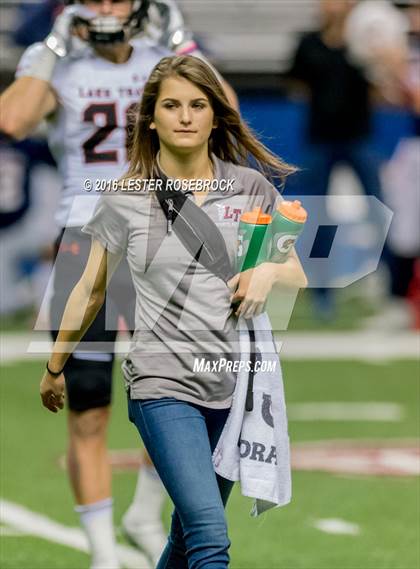 Thumbnail 2 in Lake Travis vs. Atascocita (UIL 6A Semifinal) photogallery.
