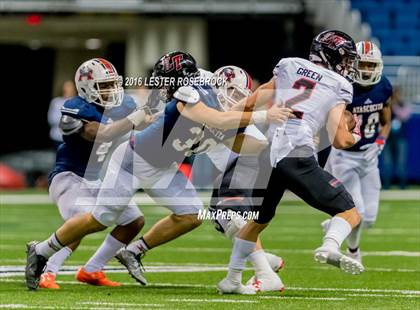 Thumbnail 2 in Lake Travis vs. Atascocita (UIL 6A Semifinal) photogallery.