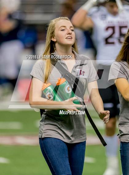 Thumbnail 3 in Lake Travis vs. Atascocita (UIL 6A Semifinal) photogallery.