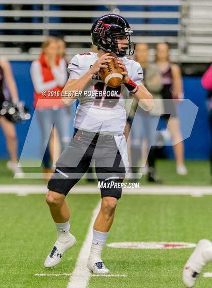 Thumbnail 1 in Lake Travis vs. Atascocita (UIL 6A Semifinal) photogallery.
