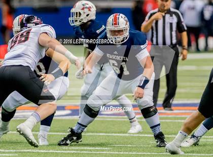 Thumbnail 3 in Lake Travis vs. Atascocita (UIL 6A Semifinal) photogallery.