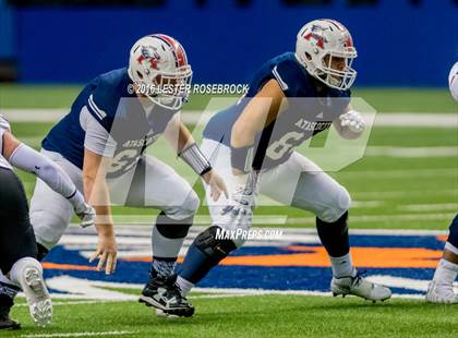 Thumbnail 3 in Lake Travis vs. Atascocita (UIL 6A Semifinal) photogallery.