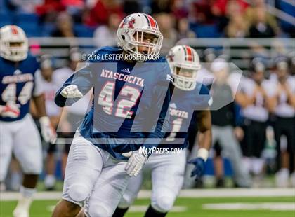 Thumbnail 3 in Lake Travis vs. Atascocita (UIL 6A Semifinal) photogallery.