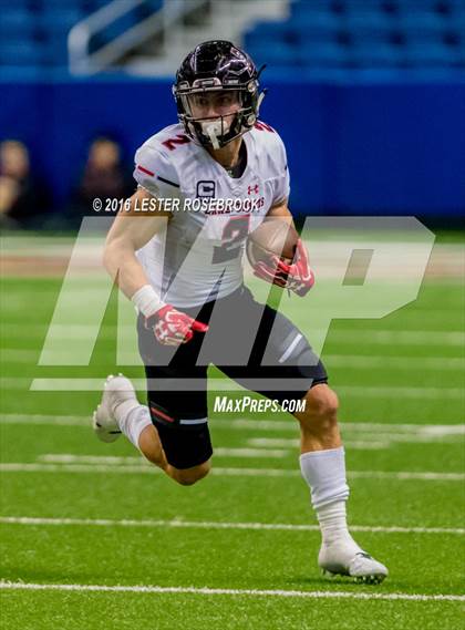 Thumbnail 2 in Lake Travis vs. Atascocita (UIL 6A Semifinal) photogallery.