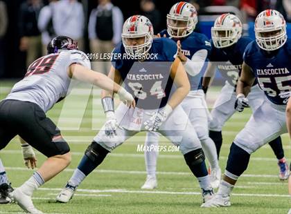 Thumbnail 3 in Lake Travis vs. Atascocita (UIL 6A Semifinal) photogallery.