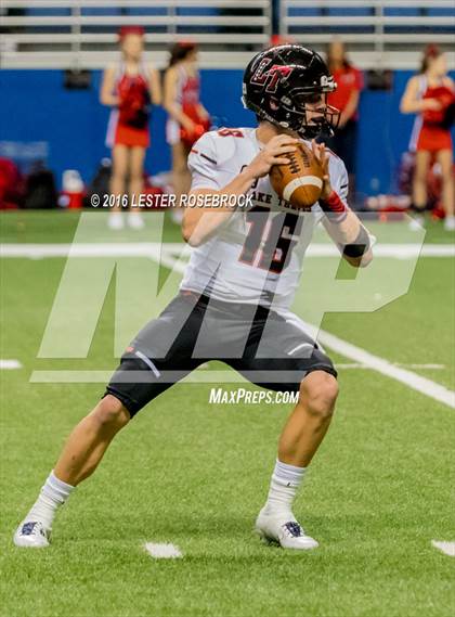 Thumbnail 1 in Lake Travis vs. Atascocita (UIL 6A Semifinal) photogallery.