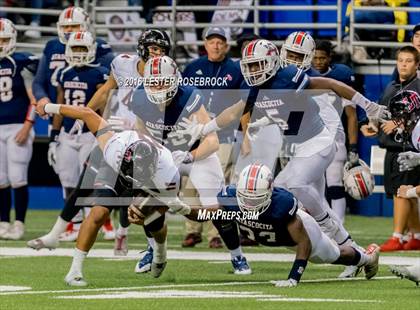 Thumbnail 3 in Lake Travis vs. Atascocita (UIL 6A Semifinal) photogallery.