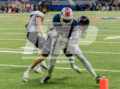Thumbnail 2 in Lake Travis vs. Atascocita (UIL 6A Semifinal) photogallery.
