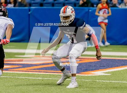 Thumbnail 1 in Lake Travis vs. Atascocita (UIL 6A Semifinal) photogallery.
