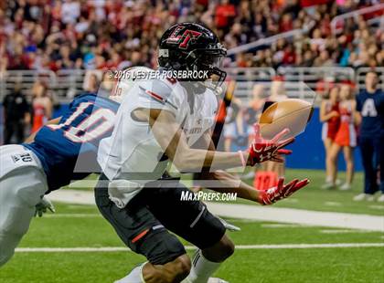 Thumbnail 2 in Lake Travis vs. Atascocita (UIL 6A Semifinal) photogallery.
