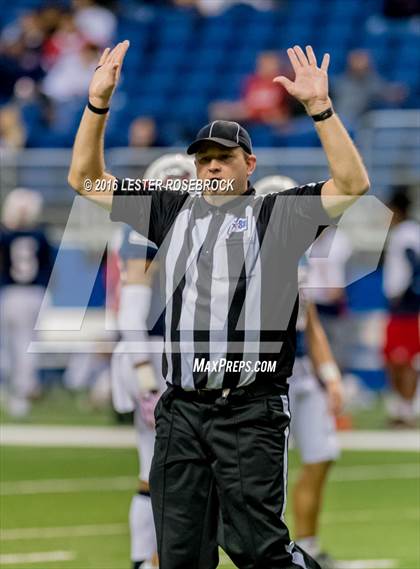 Thumbnail 1 in Lake Travis vs. Atascocita (UIL 6A Semifinal) photogallery.