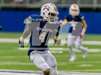 Thumbnail 1 in Lake Travis vs. Atascocita (UIL 6A Semifinal) photogallery.