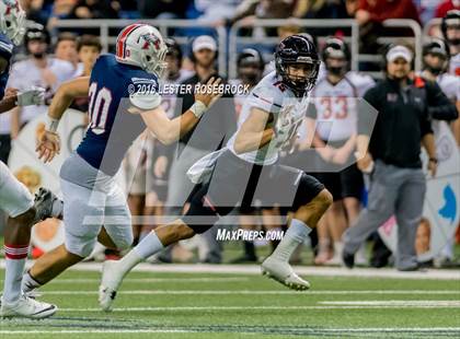 Thumbnail 3 in Lake Travis vs. Atascocita (UIL 6A Semifinal) photogallery.