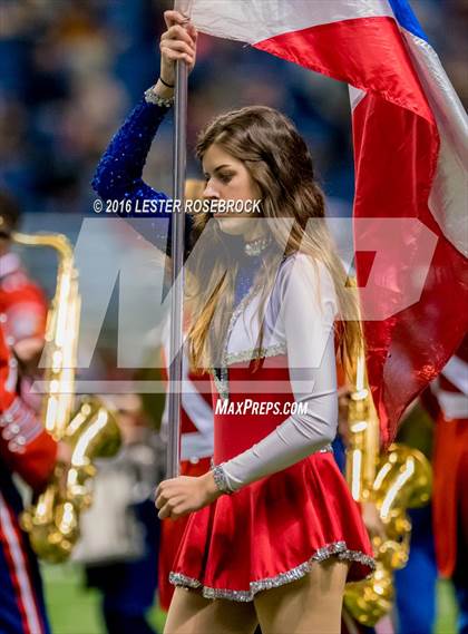 Thumbnail 2 in Lake Travis vs. Atascocita (UIL 6A Semifinal) photogallery.