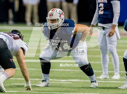 Thumbnail 3 in Lake Travis vs. Atascocita (UIL 6A Semifinal) photogallery.