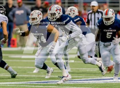 Thumbnail 3 in Lake Travis vs. Atascocita (UIL 6A Semifinal) photogallery.