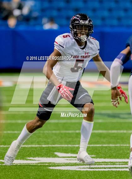 Thumbnail 2 in Lake Travis vs. Atascocita (UIL 6A Semifinal) photogallery.