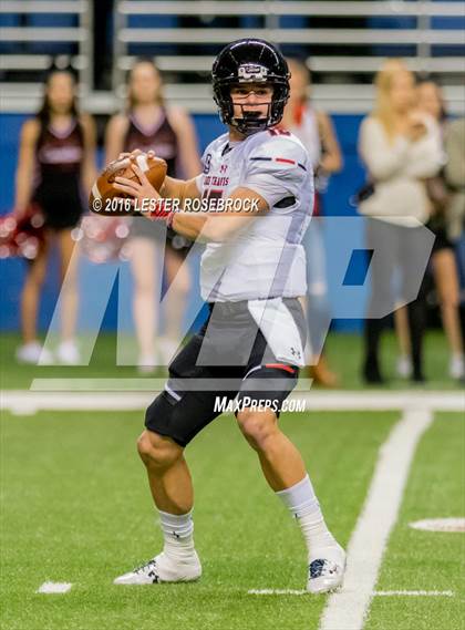 Thumbnail 2 in Lake Travis vs. Atascocita (UIL 6A Semifinal) photogallery.