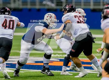 Thumbnail 2 in Lake Travis vs. Atascocita (UIL 6A Semifinal) photogallery.
