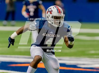 Thumbnail 1 in Lake Travis vs. Atascocita (UIL 6A Semifinal) photogallery.