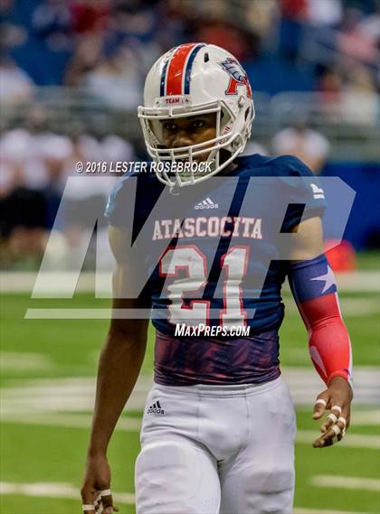 Thumbnail 2 in Lake Travis vs. Atascocita (UIL 6A Semifinal) photogallery.