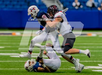 Thumbnail 1 in Lake Travis vs. Atascocita (UIL 6A Semifinal) photogallery.