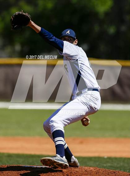 Thumbnail 1 in Newsome vs. Alonso (Tony Saladino Tournament) photogallery.